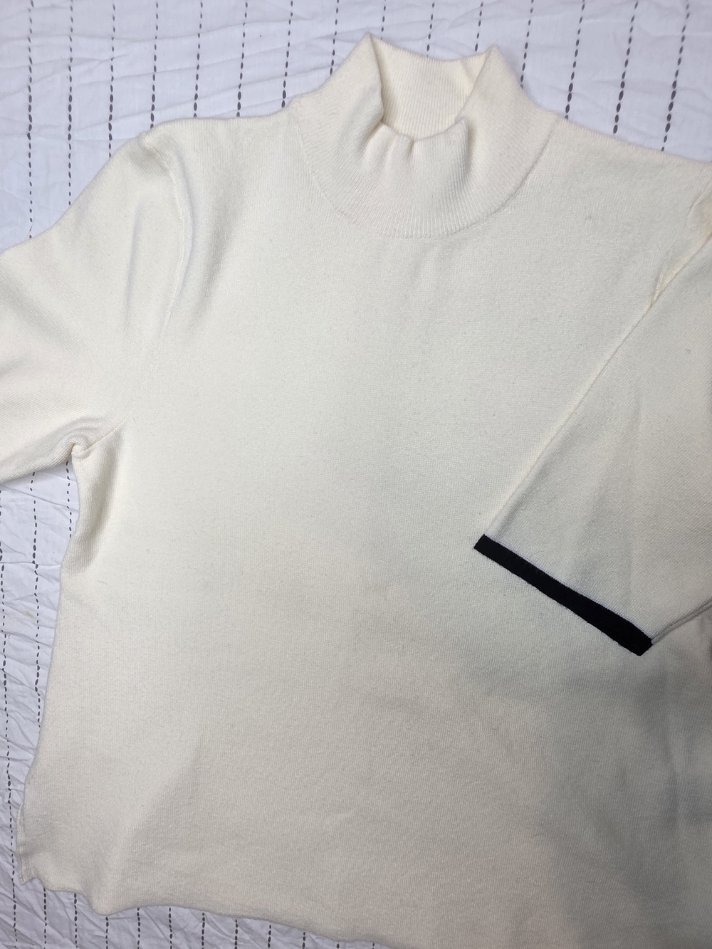 Anthropologie Cream Turtleneck Sweater with Black Sleeve Trim XS Minimalist